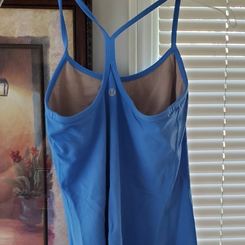 Power y blue lulu lemon tank